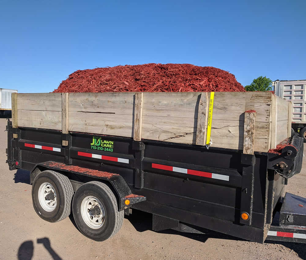 Mulch Installation & Delivery Services WI